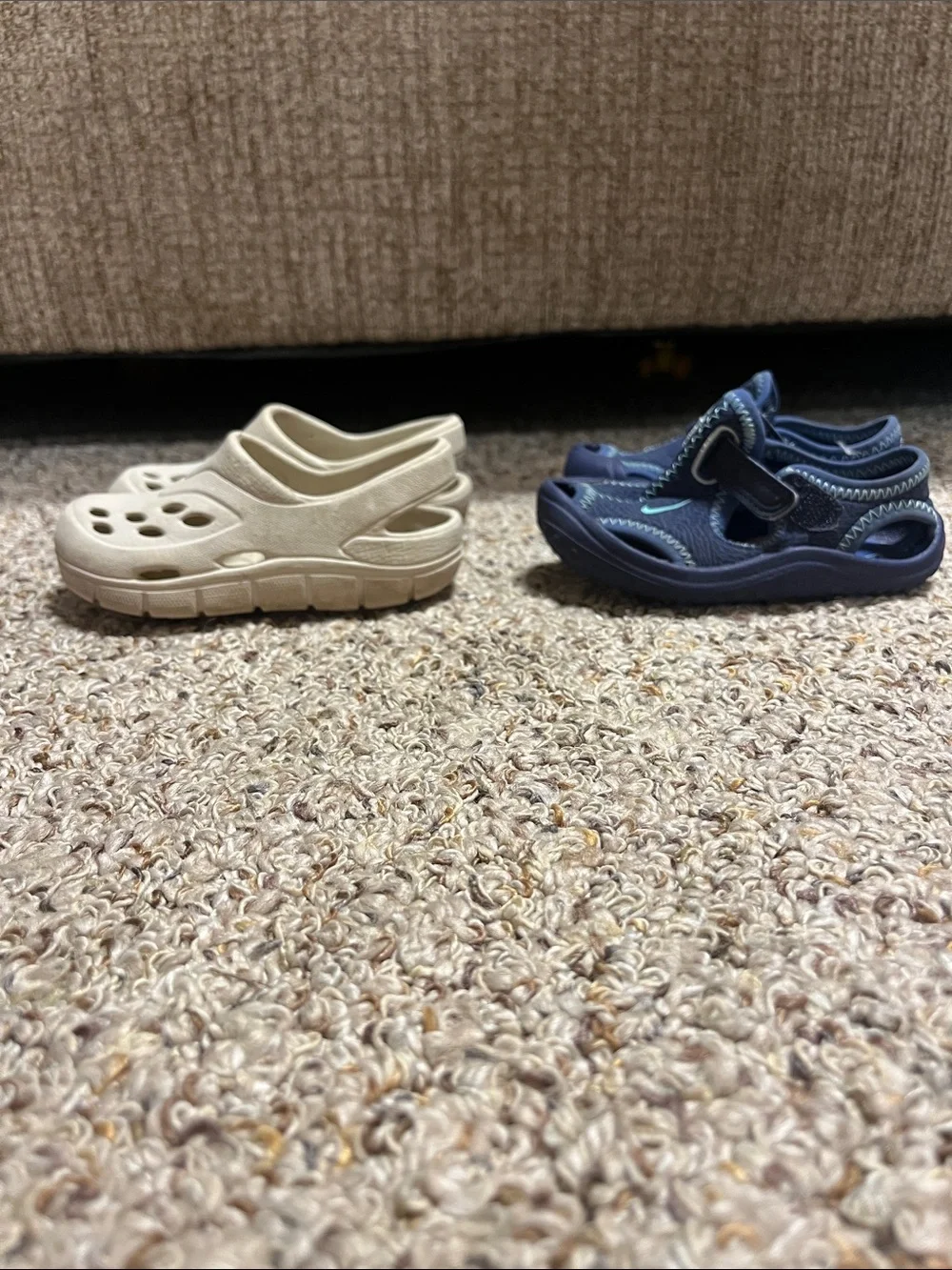 Nike Kids Navy Blue Sandal Water Shoes with Teal Swoosh